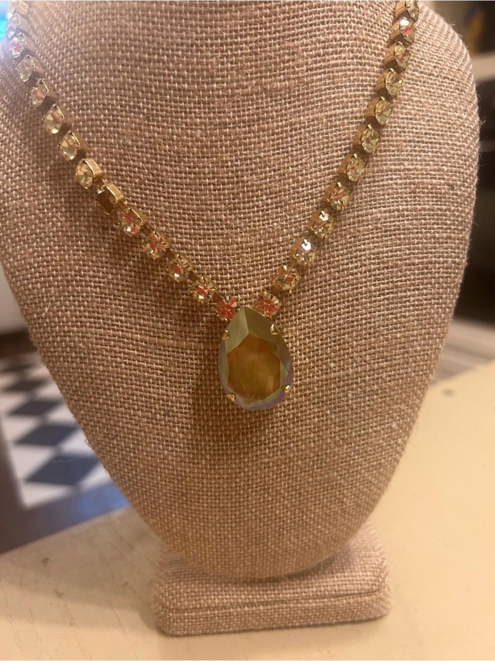 Melinda TOVA Necklace in Citrus Verde Linen Ignite.